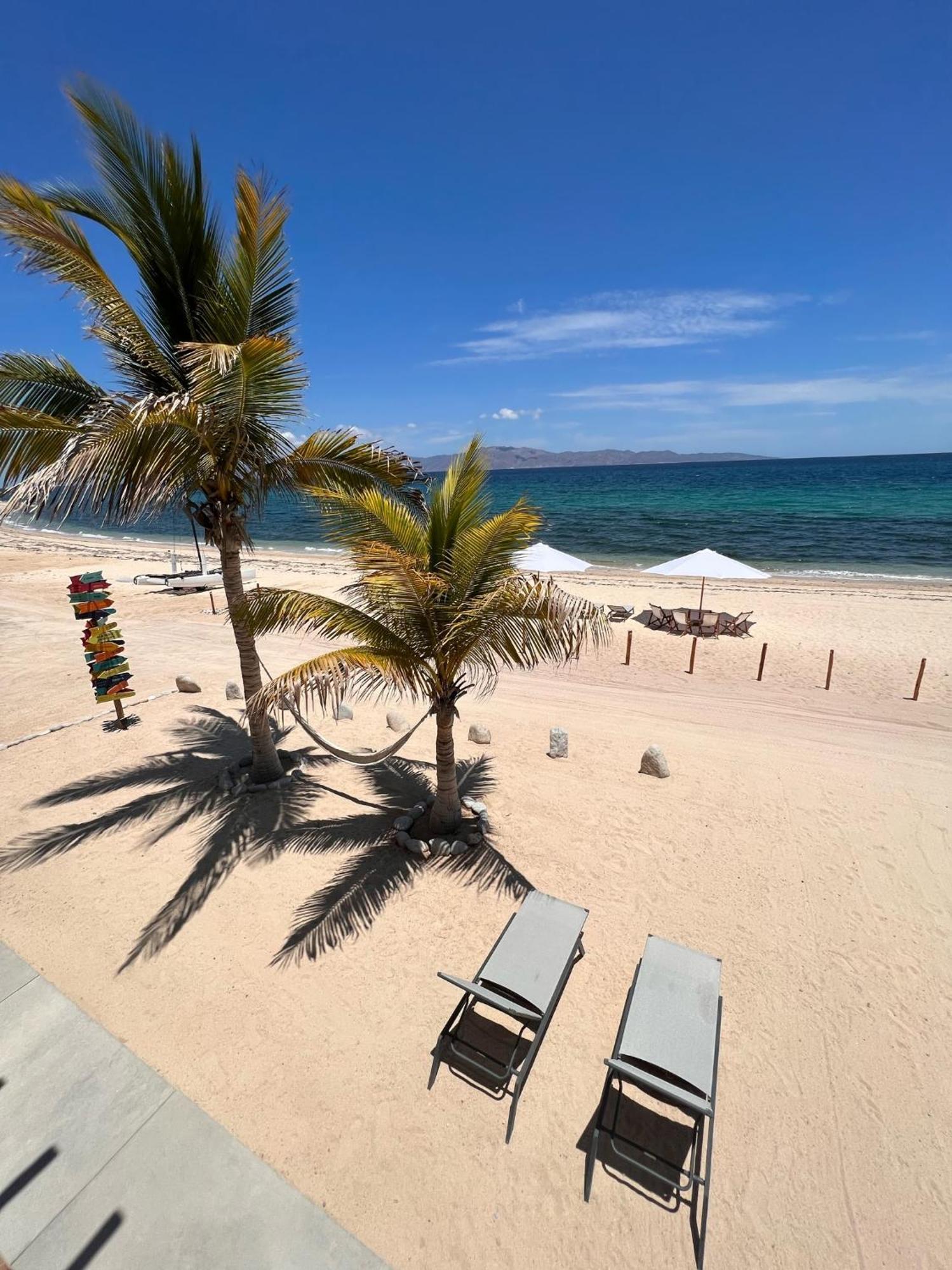 Beach Front Lofts, La Ventana Bagian luar foto