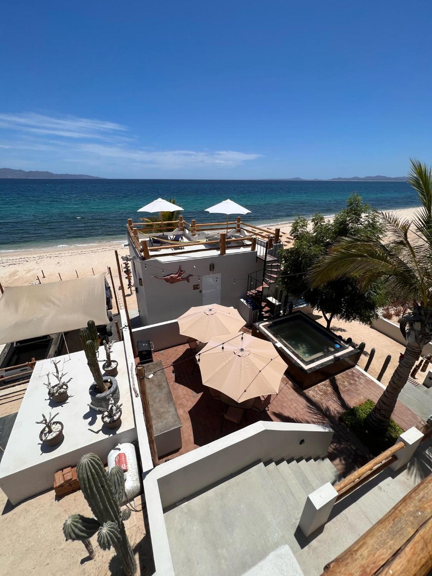 Beach Front Lofts, La Ventana Bagian luar foto