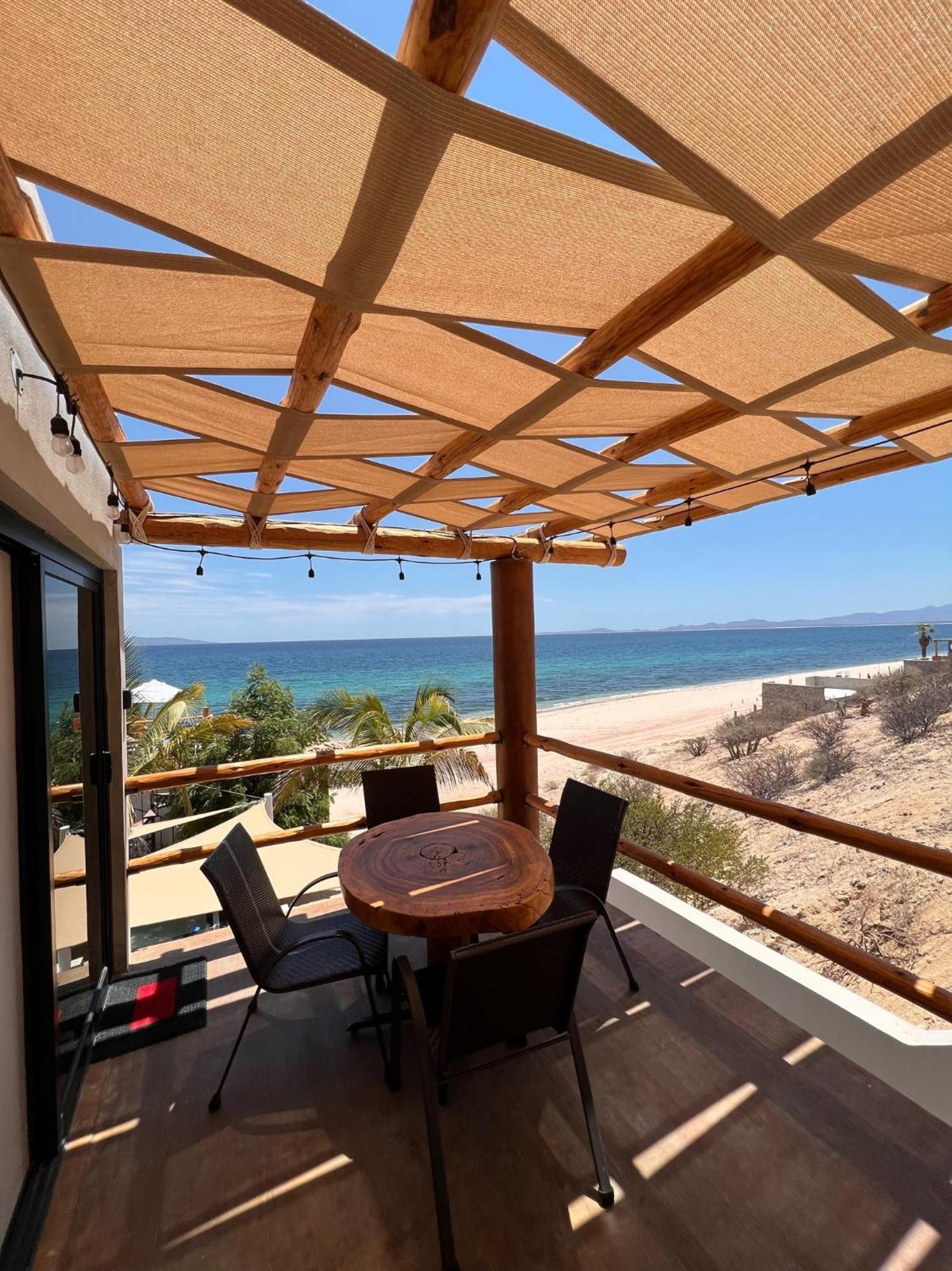 Beach Front Lofts, La Ventana Bagian luar foto